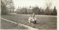 http://www.auntmorag.com/moragfriends16.jpg (93976 bytes)